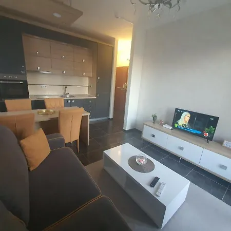 Hills 23 Apartment *