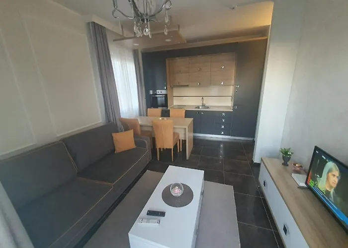 Hills 23 * 즐라티보