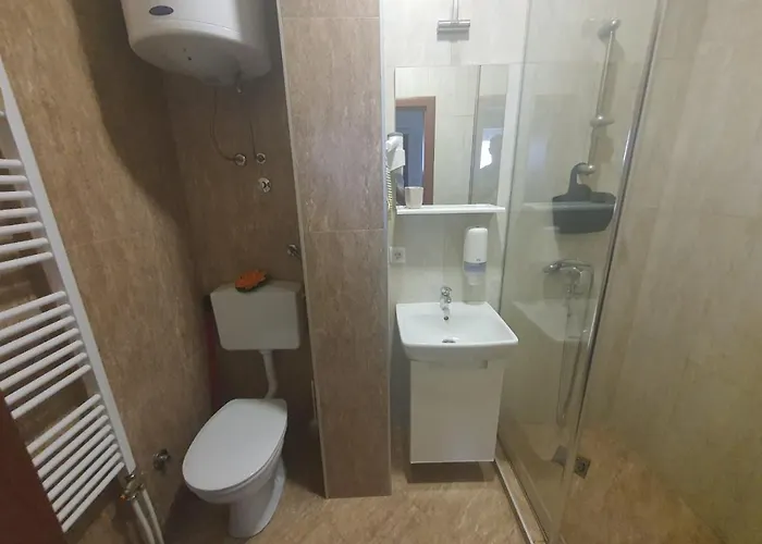 Hills 23 즐라티보